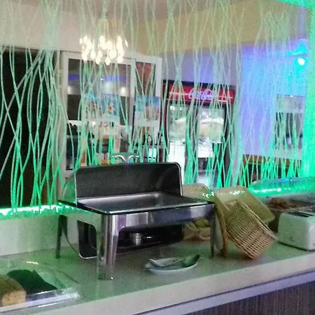 Hotell Zoes & Faliraki