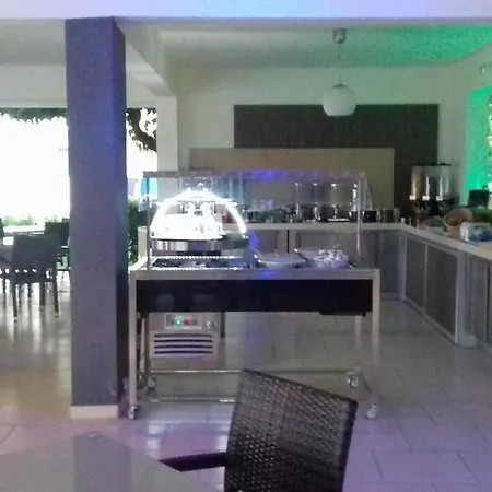 Zoes & Hotell