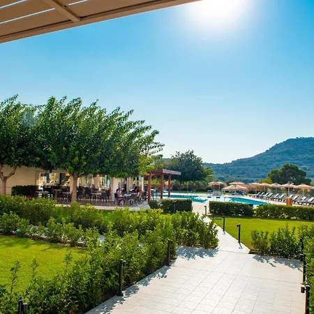 Zoes & Hotell Faliraki
